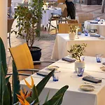 Pine Cliffs Ocean Suites, A Luxury Collection & Spa, Algarve 알부페이라