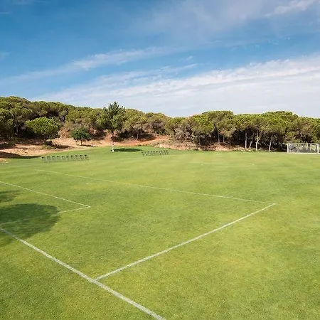 Pine Cliffs Ocean Suites, A Luxury Collection & Spa, Algarve Готель Албуфейра