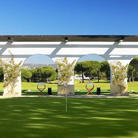 فندق Pine Cliffs Ocean Suites, A Luxury Collection & Spa, Algarve البوفيرا