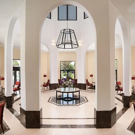 Готель Pine Cliffs Ocean Suites, A Luxury Collection & Spa, Algarve 5*