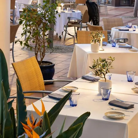 Pine Cliffs Ocean Suites, A Luxury Collection & Spa, Algarve Албуфейра