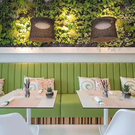 Pine Cliffs Ocean Suites, A Luxury Collection & Spa, Algarve 5* Албуфейра