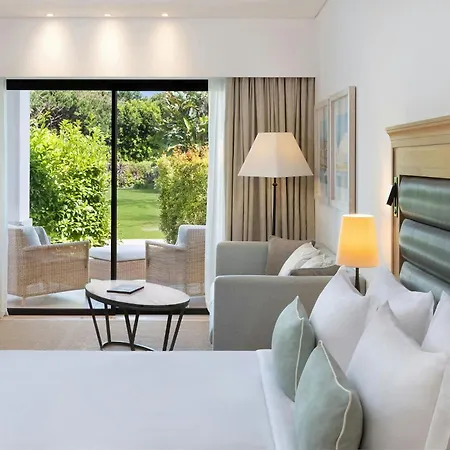 Pine Cliffs Ocean Suites, A Luxury Collection & Spa, Algarve Албуфейра