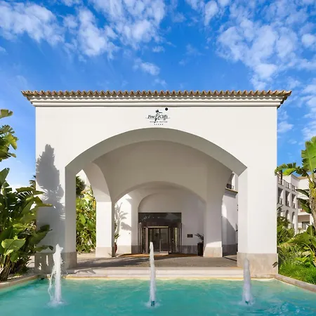 Pine Cliffs Ocean Suites, A Luxury Collection & Spa, Algarve 5* Albufeira