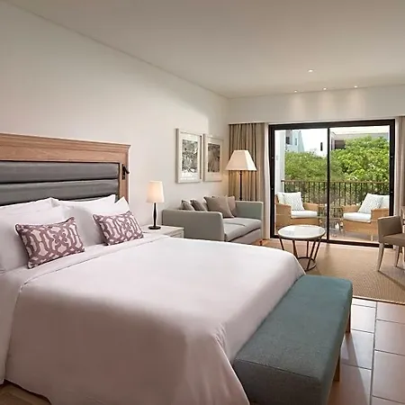 Hotel Pine Cliffs Ocean Suites, A Luxury Collection & Spa, Algarve