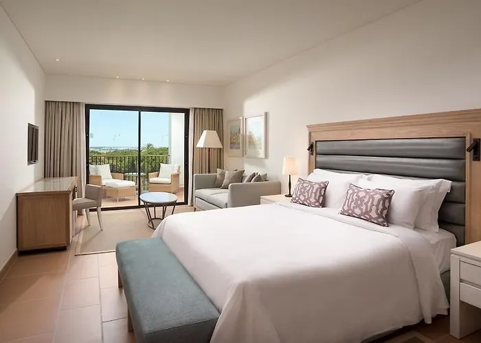 Pine Cliffs Ocean Suites, A Luxury Collection & Spa, Algarve Hotel 5*