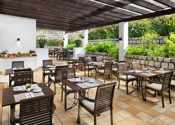 Pine Cliffs Ocean Suites, A Luxury Collection & Spa, Algarve Albufeira