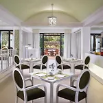 Pine Cliffs Ocean Suites, A Luxury Collection & Spa, Algarve Отель Албуфейра