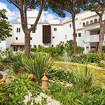 Pine Cliffs Ocean Suites, A Luxury Collection & Spa, Algarve Албуфейра