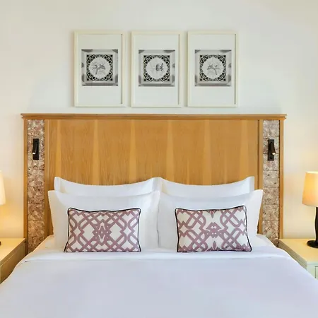 Pine Cliffs Ocean Suites, A Luxury Collection & Spa, Algarve アルブフェイラ