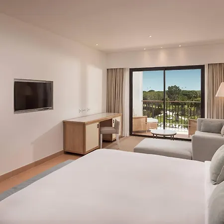 ホテル Pine Cliffs Ocean Suites, A Luxury Collection & Spa, Algarve アルブフェイラ