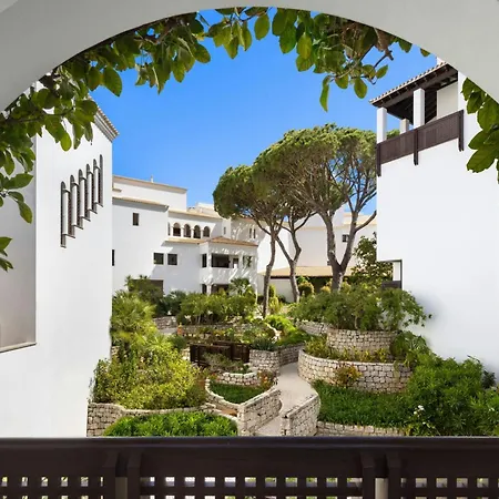Отель Pine Cliffs Ocean Suites, A Luxury Collection & Spa, Algarve Албуфейра