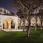 Pine Cliffs Ocean Suites, A Luxury Collection & Spa, Algarve 5* Albufeira